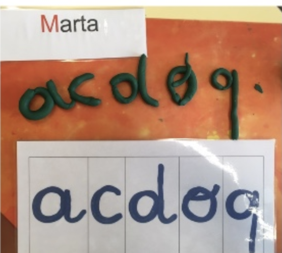 Lettres cursives : pâte à modeler
