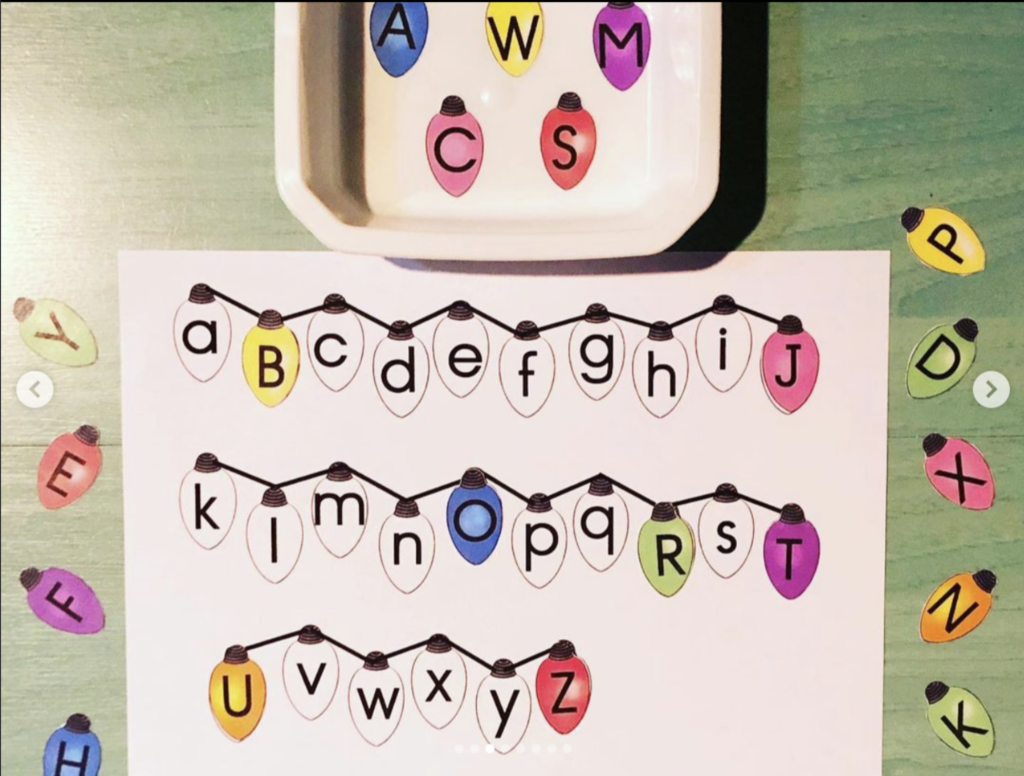 Guirlandes de Noël : ordre alphabétique / correspondance graphique