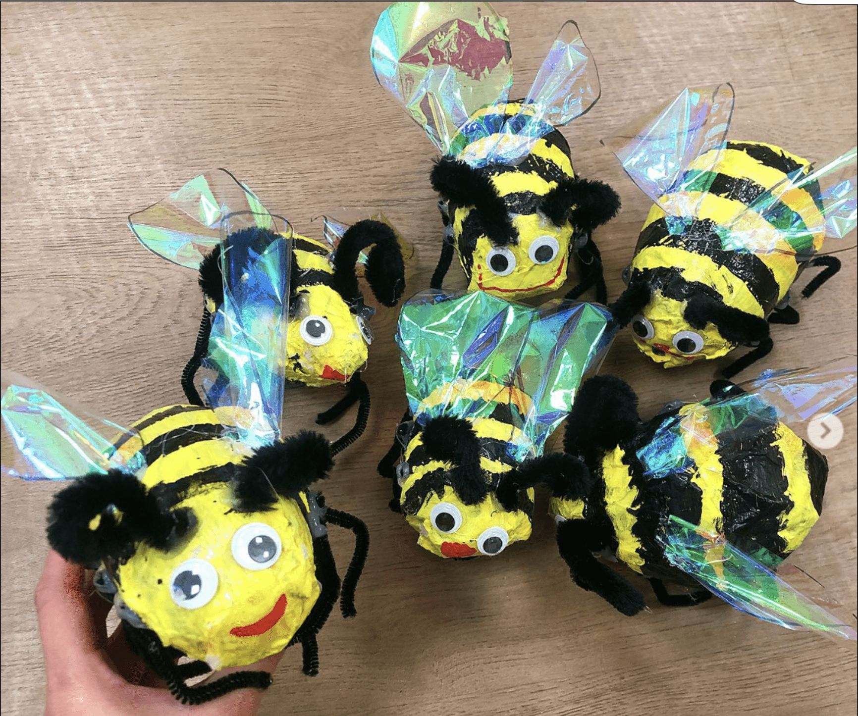 Art : Abeilles en volume