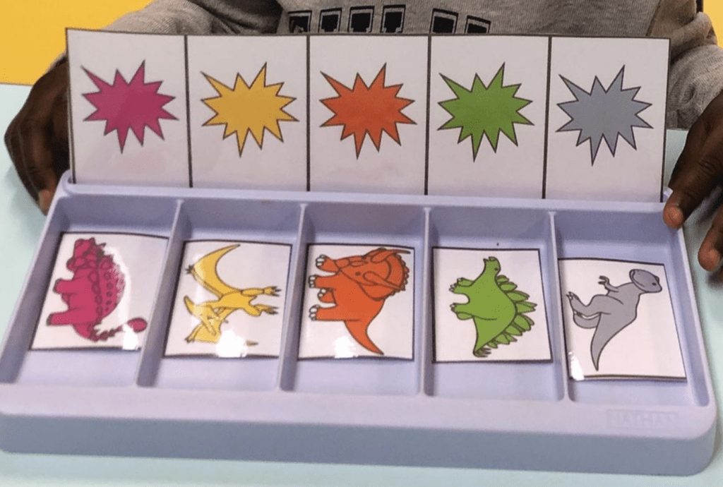 Boîte à compter dinosaures